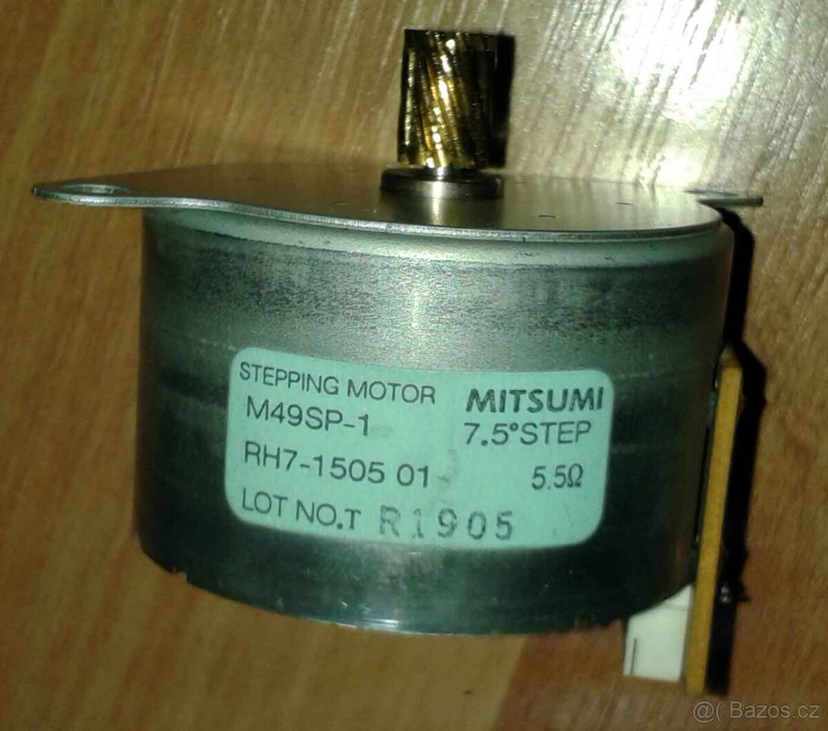 krokový motor MITSUMI M49SP-1
