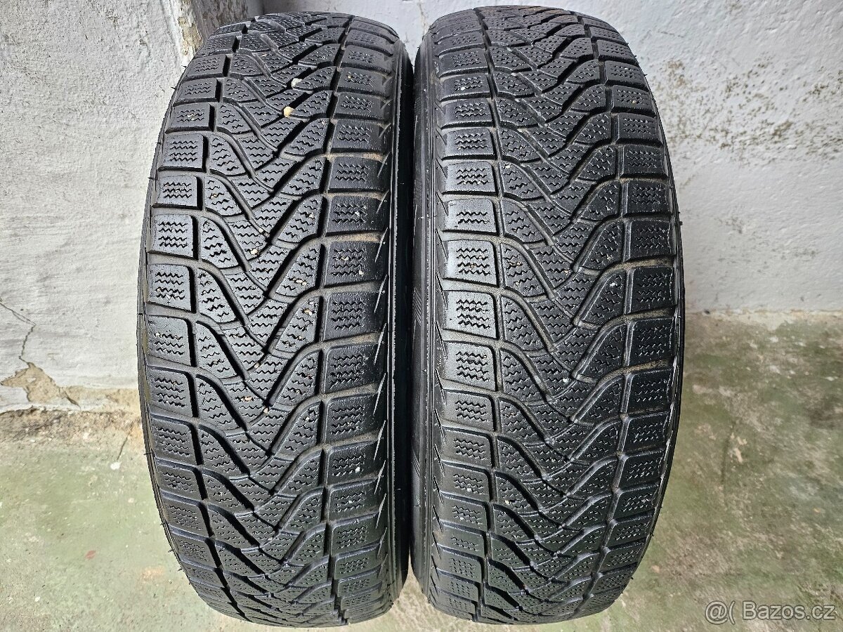 Pár zimních pneu Firestone Winterhawk 155/65 R14