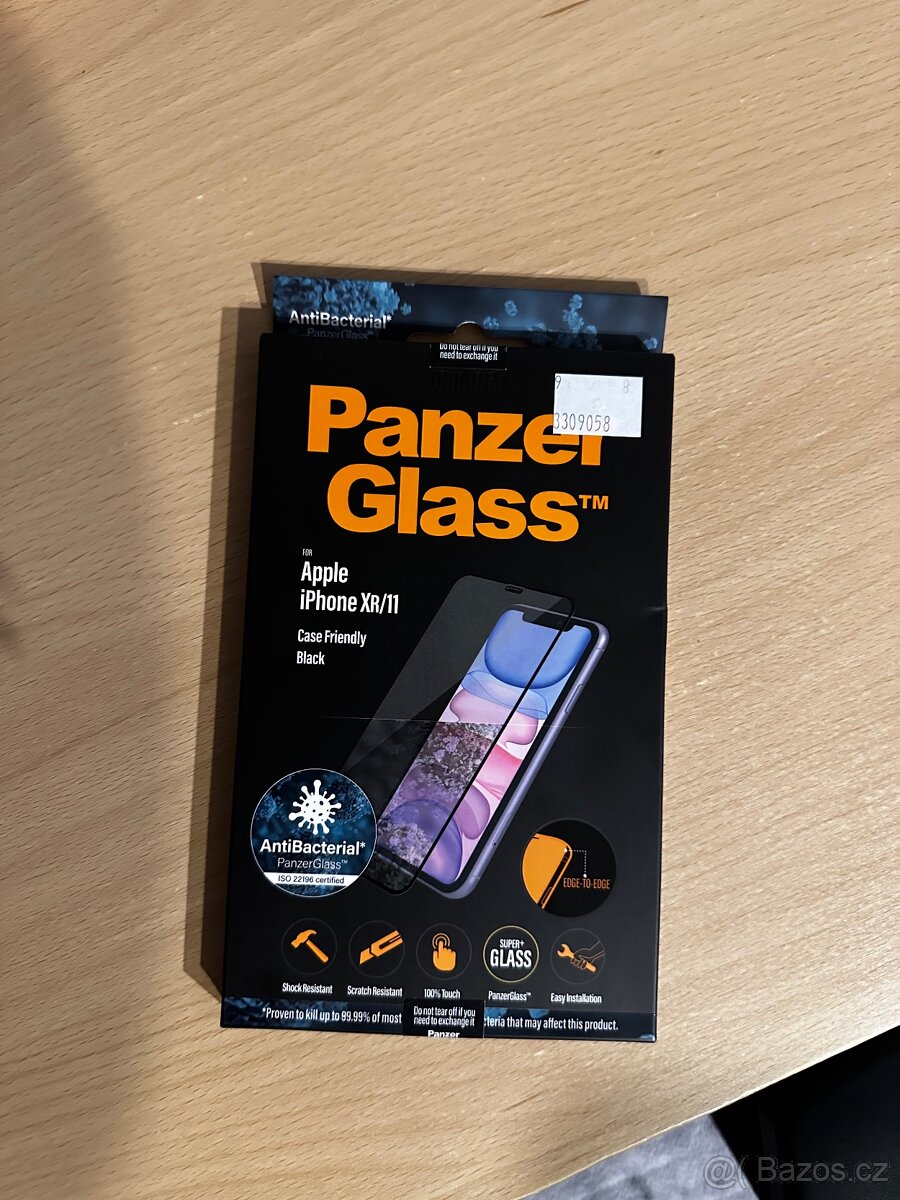 Tvrzené sklo panzerglass na iphone 11