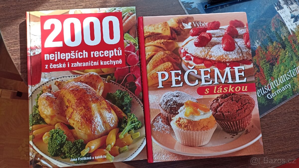 Kniha kuchařky -Peceme s láskou a 2000 receptu