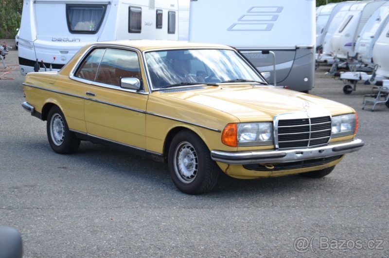 Mercedes Benz  W123  230C