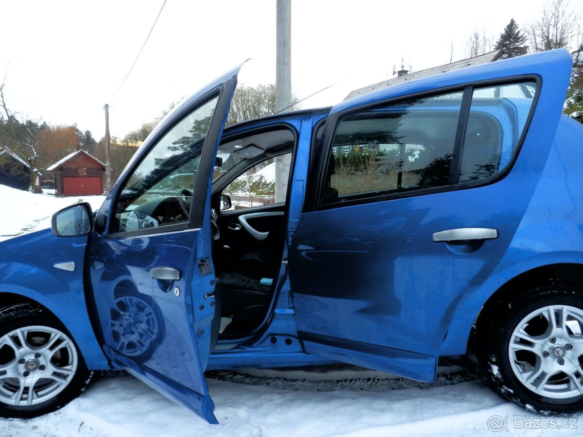 DACIA SANDERO 1,6 MPi