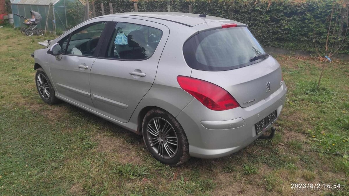 Peugeot 308.  1.6    r. 2009