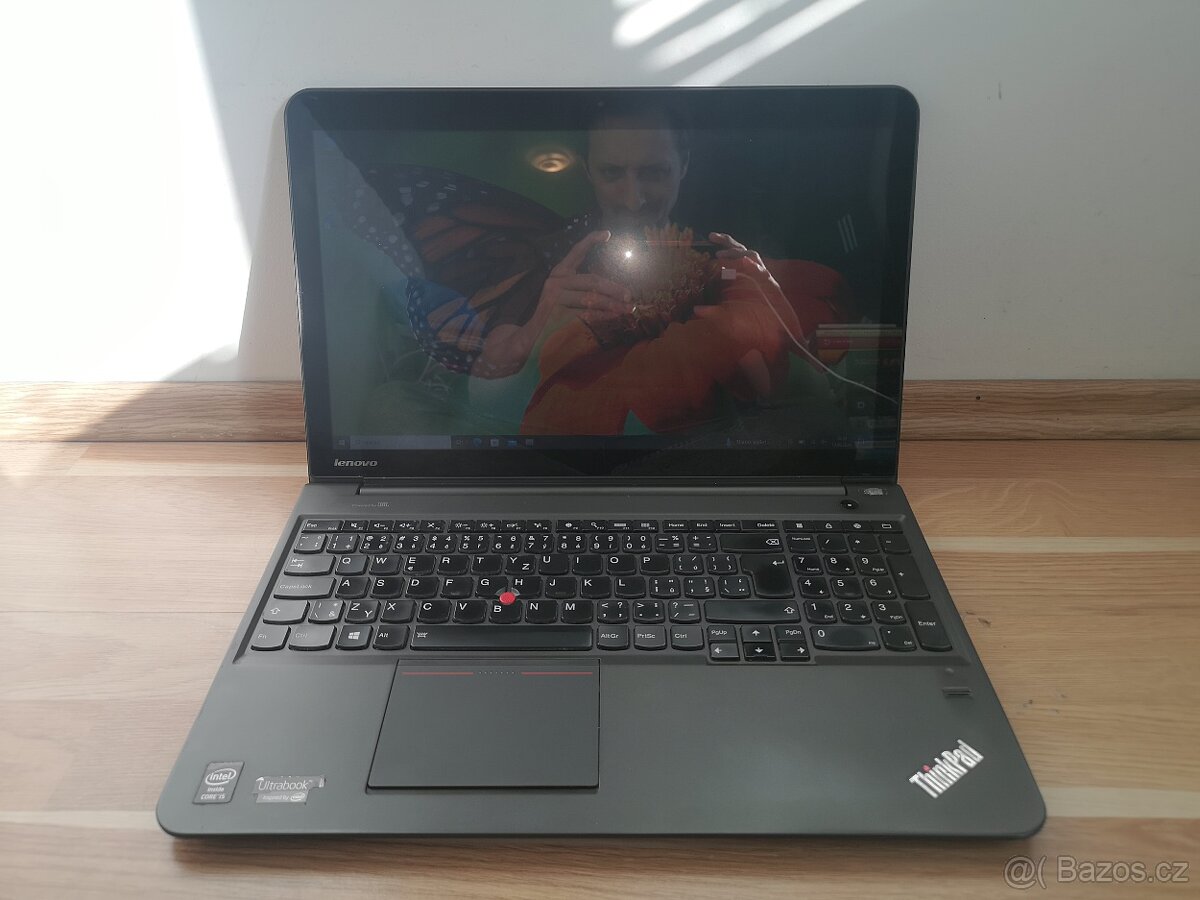 Dotykový notebook Lenovo ThinkPad S540 - horší zvuk