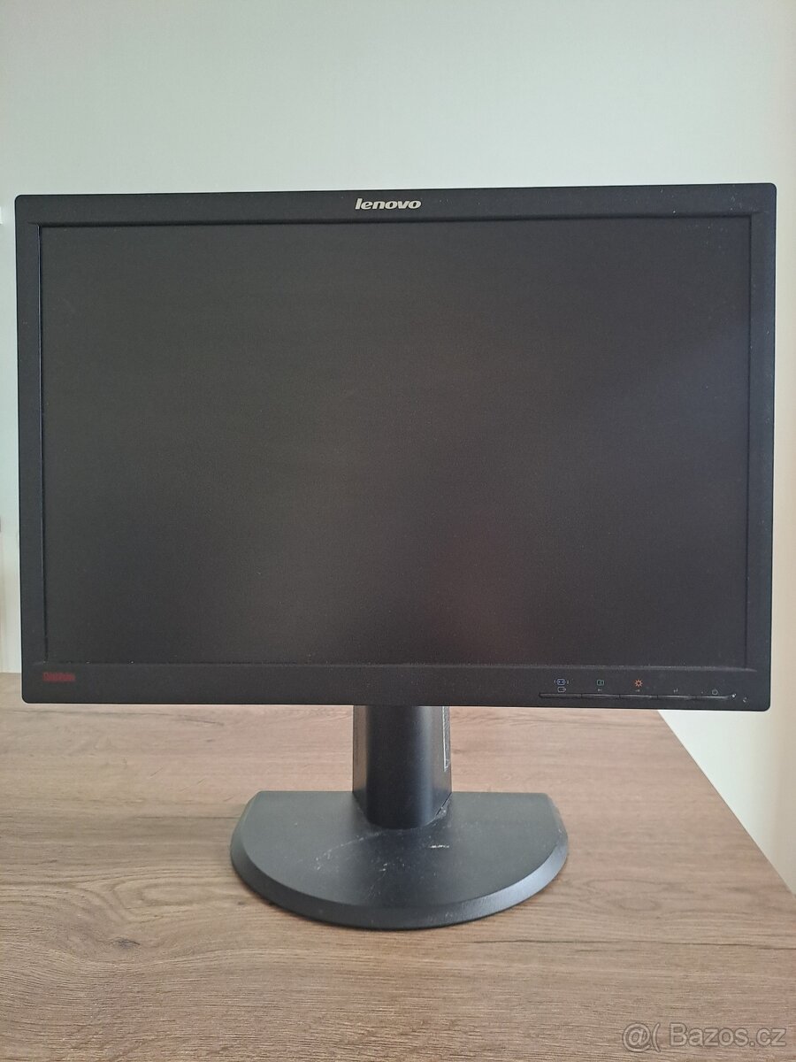 Monitor Lenovo