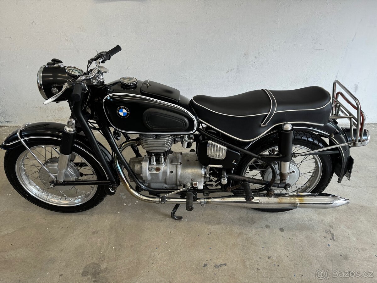 BMW R27 rok 1962 vyrobeno 15.364 kusů