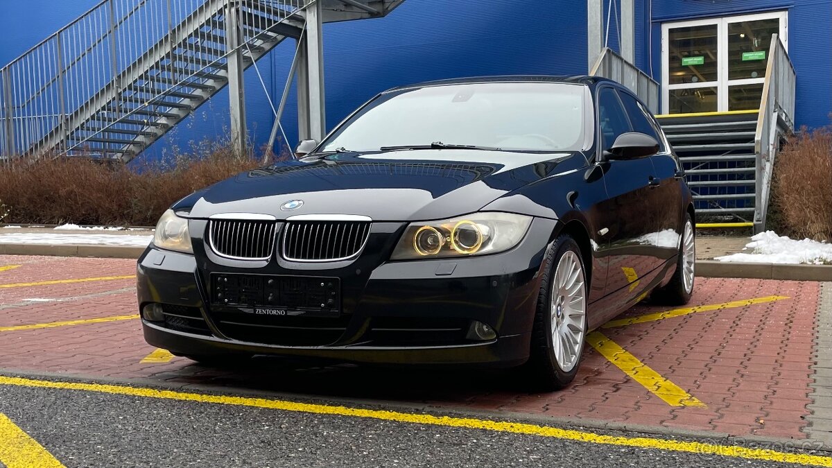 BMW E90 330D XENONY