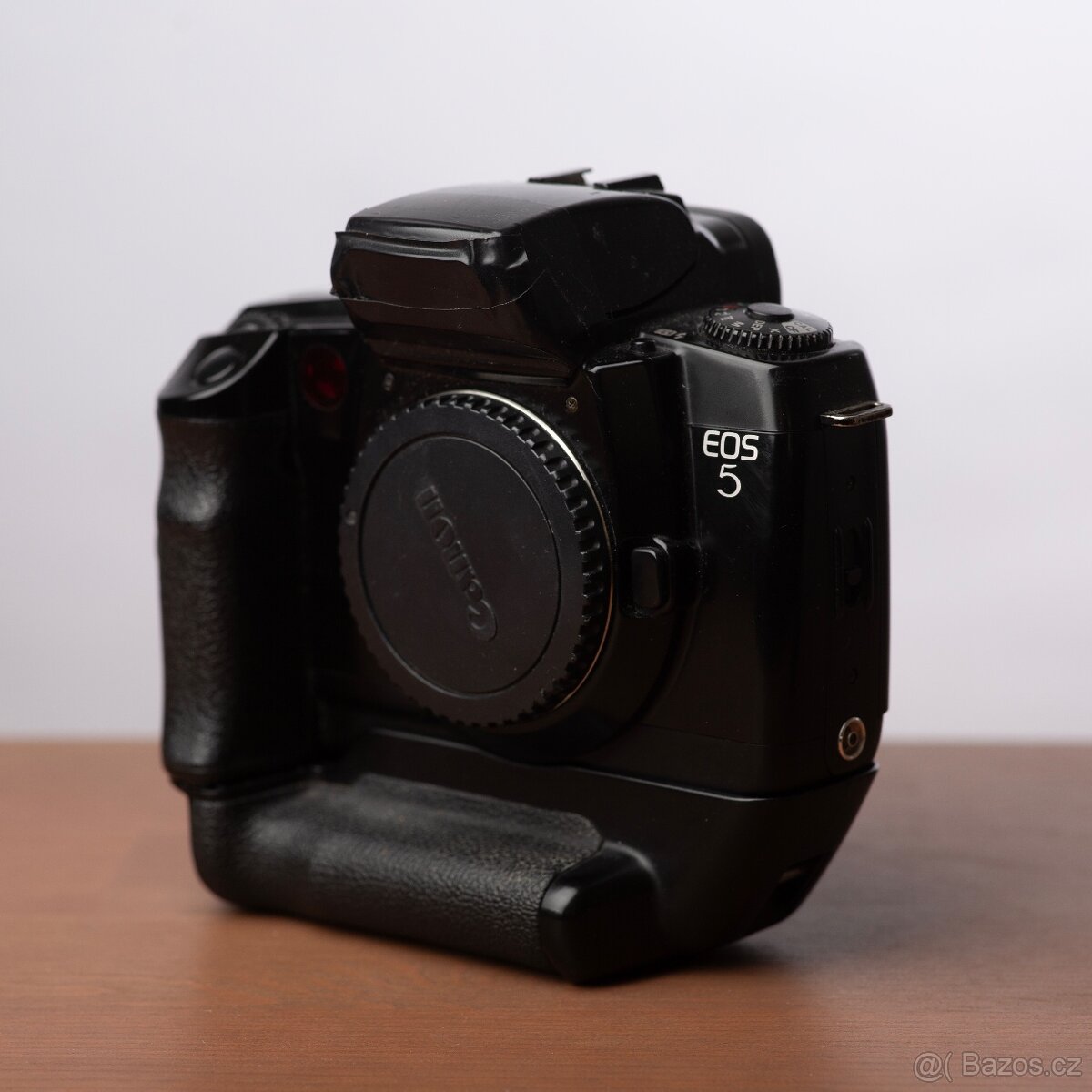 Canon EOS 5 + grip