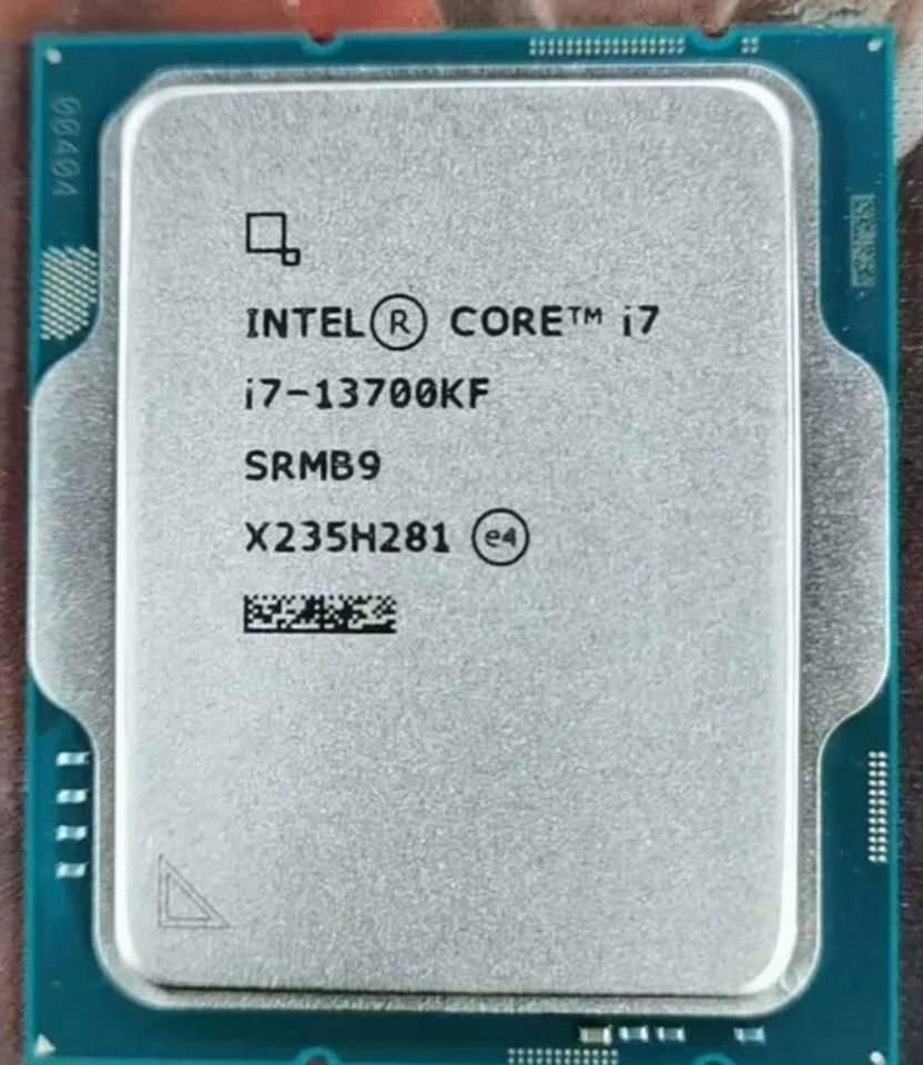 Intel Core i7-13700KF