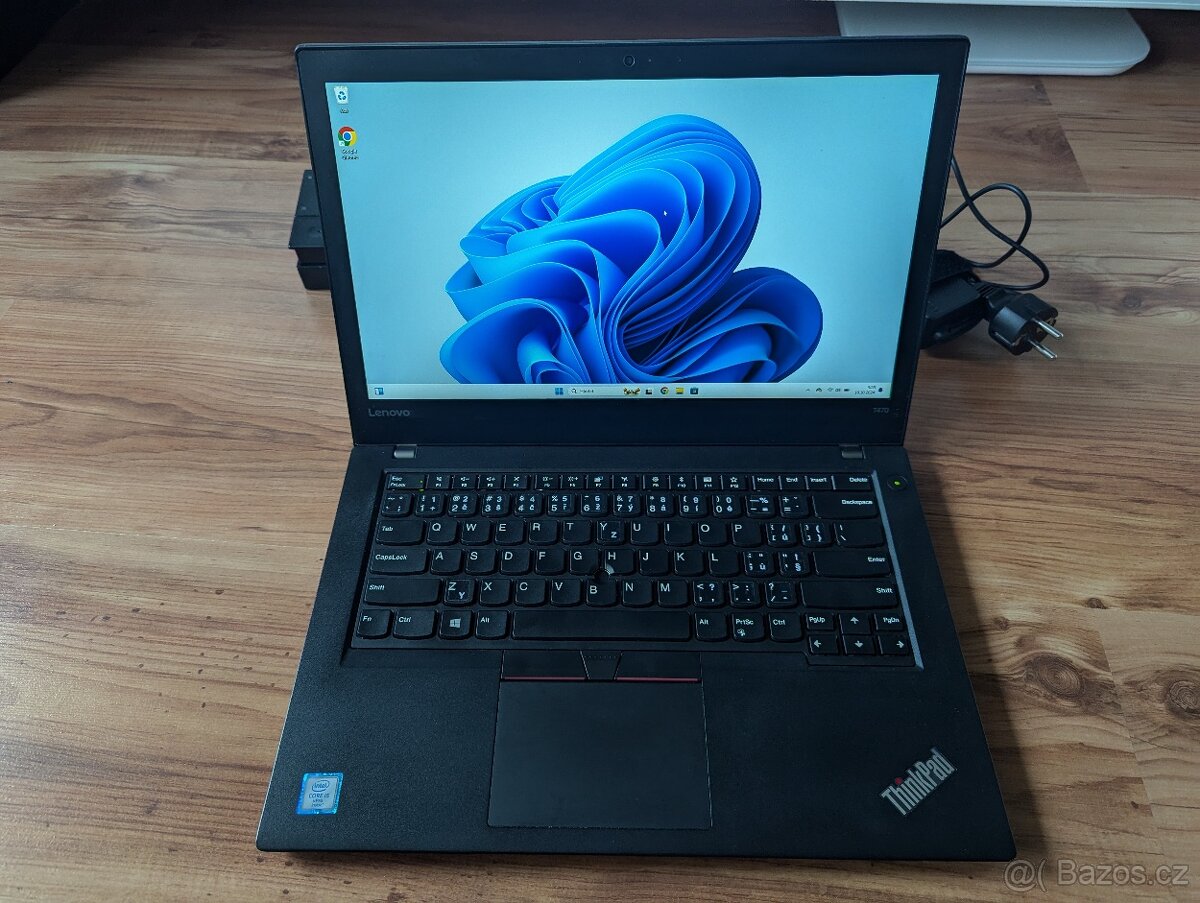 Lenovo T470 se 2 zdroji a 2 dokov. stanicemi a Win 11 Pro