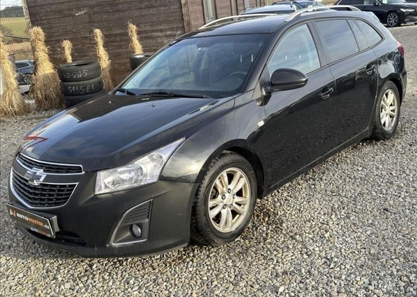 Chevrolet Cruze 1,7 nafta manuál 96 kw