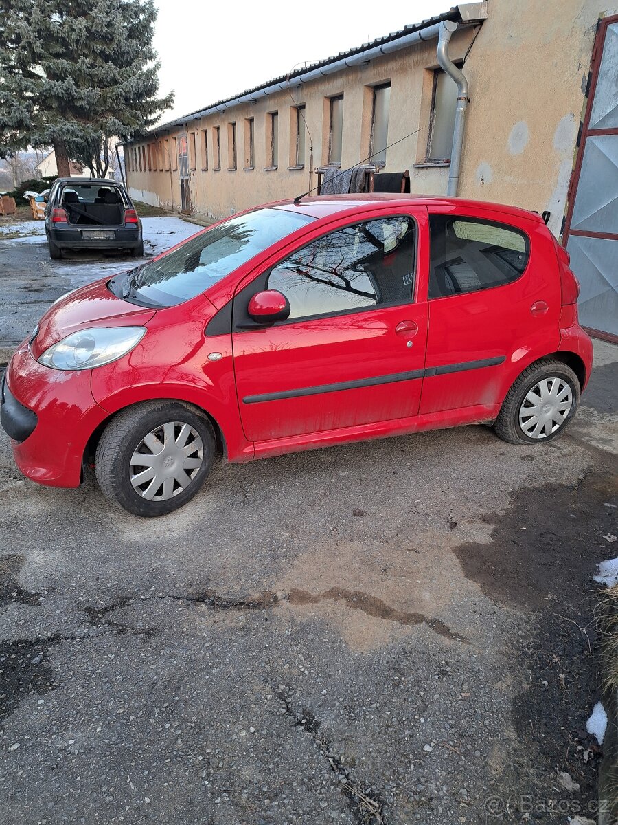 ND z Peugeot 107 1.0i 50kW r.v. 2008