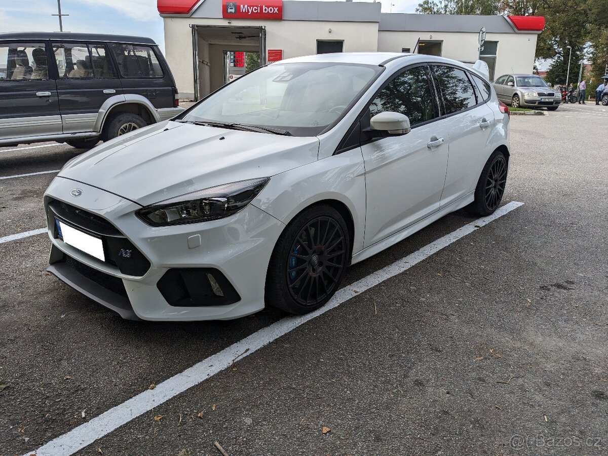 Prodám vozidlo Ford Focus RS MK3 2018 ČR 257KW