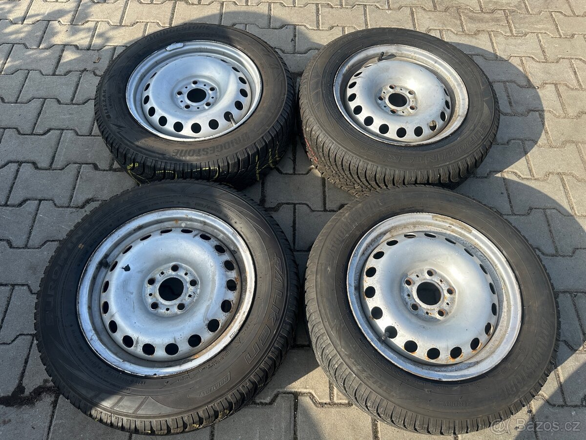 4x plechové disky 5x108 15 + pneu zimní 195/65 R15