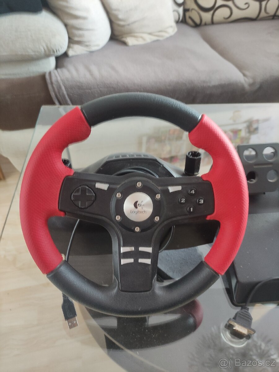 Volant Logitech Formula force