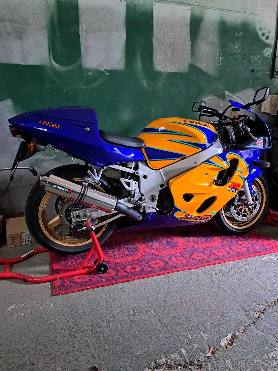 Suzuki gsx-r 600 srad