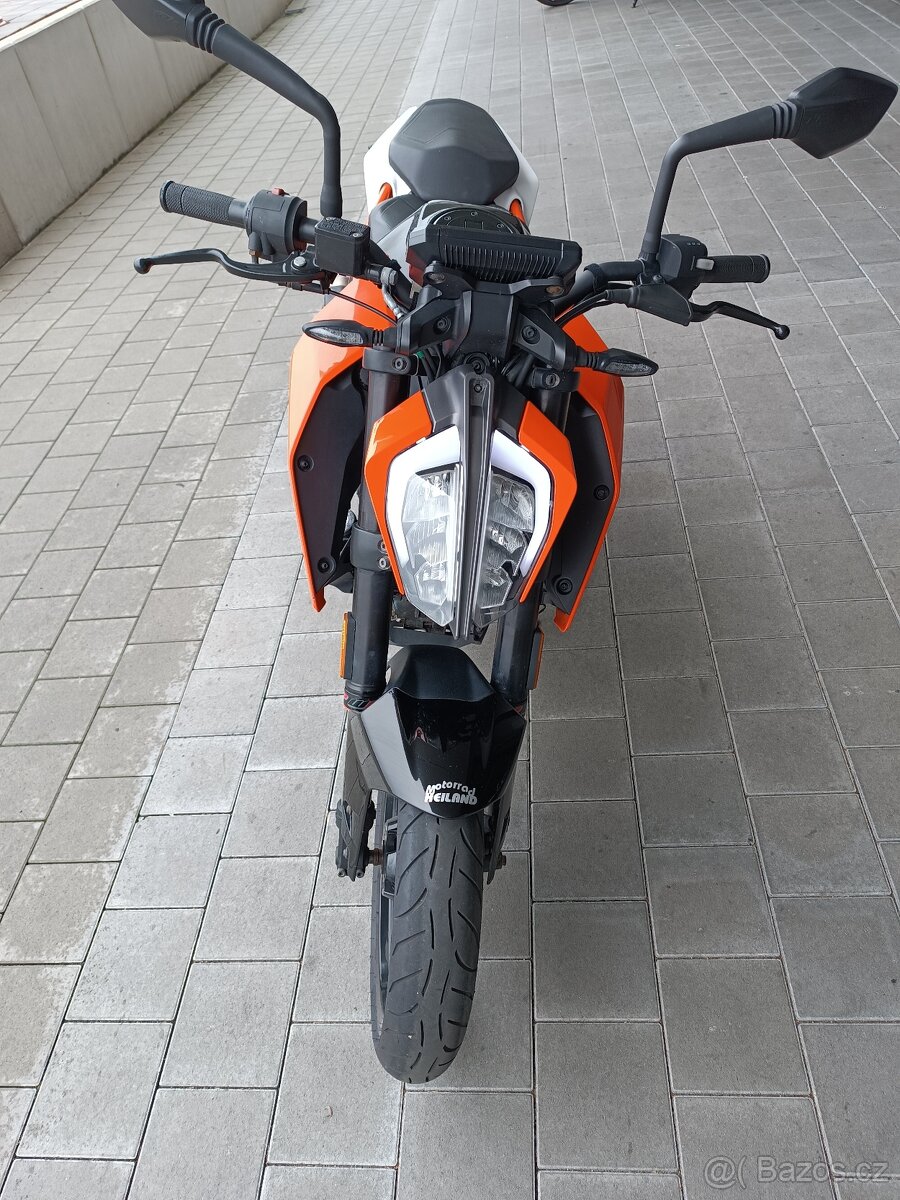 KTM Duke 125cm úplná servisní historie