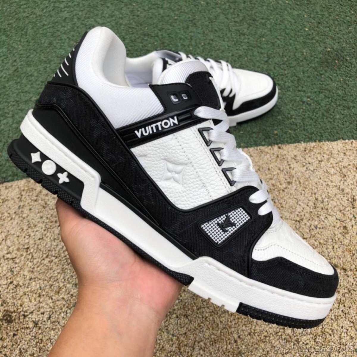 Louis Vuitton Trainer Black and White