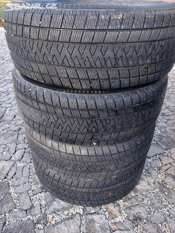 255/60/18 zimní pneu 255/60 R18