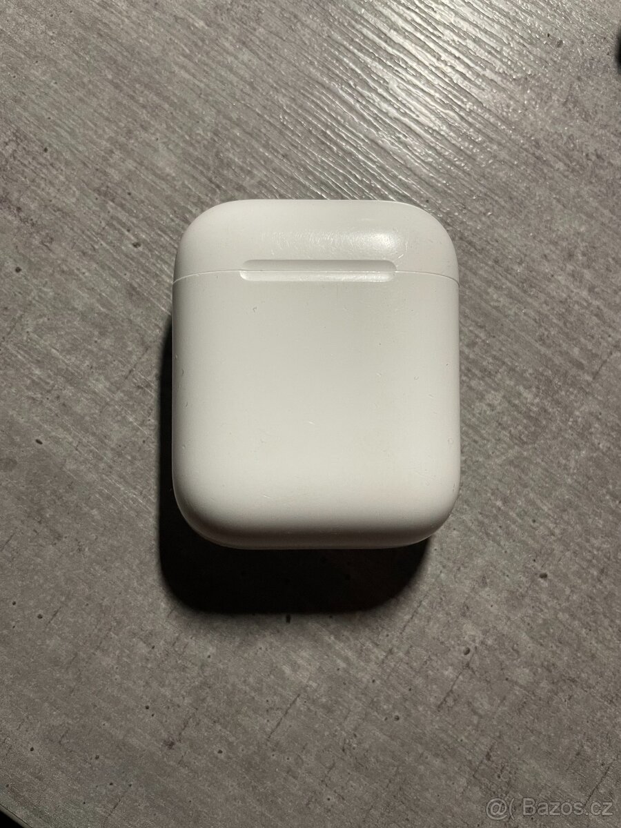 AirPods 2019