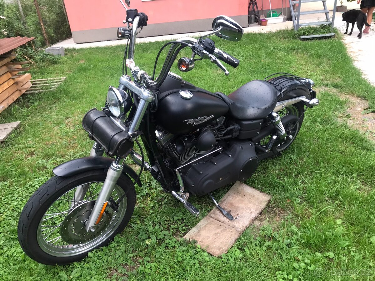 Harley Davidson FXDB Dyna Street Bob