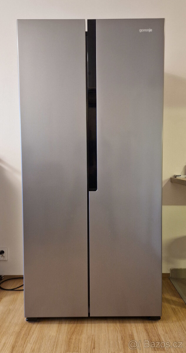 Americká lednice GORENJE NRS8182KX