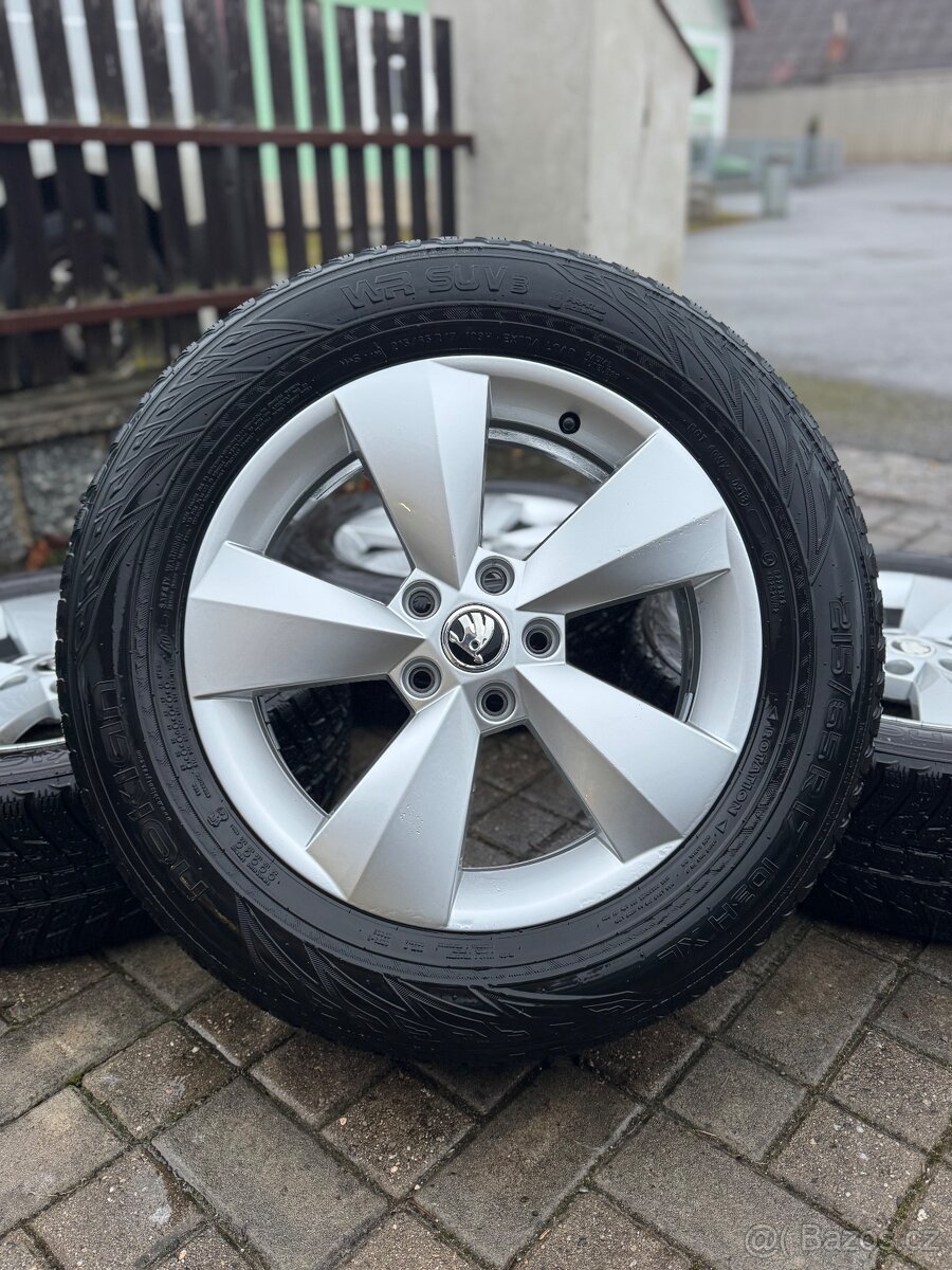 ORIGINÁL Alu Škoda NANUQ R17, 5x112 - ZIMNÍ PNEU