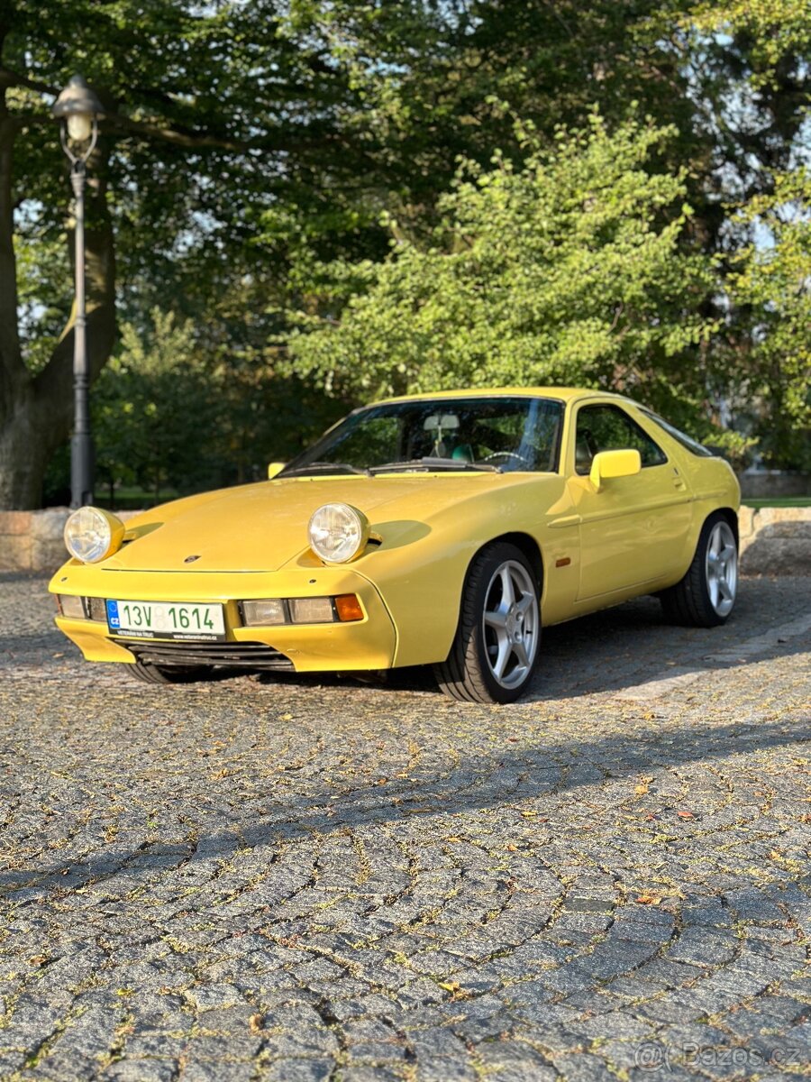 Prodám Porsche 928, manuál  Rv 1980