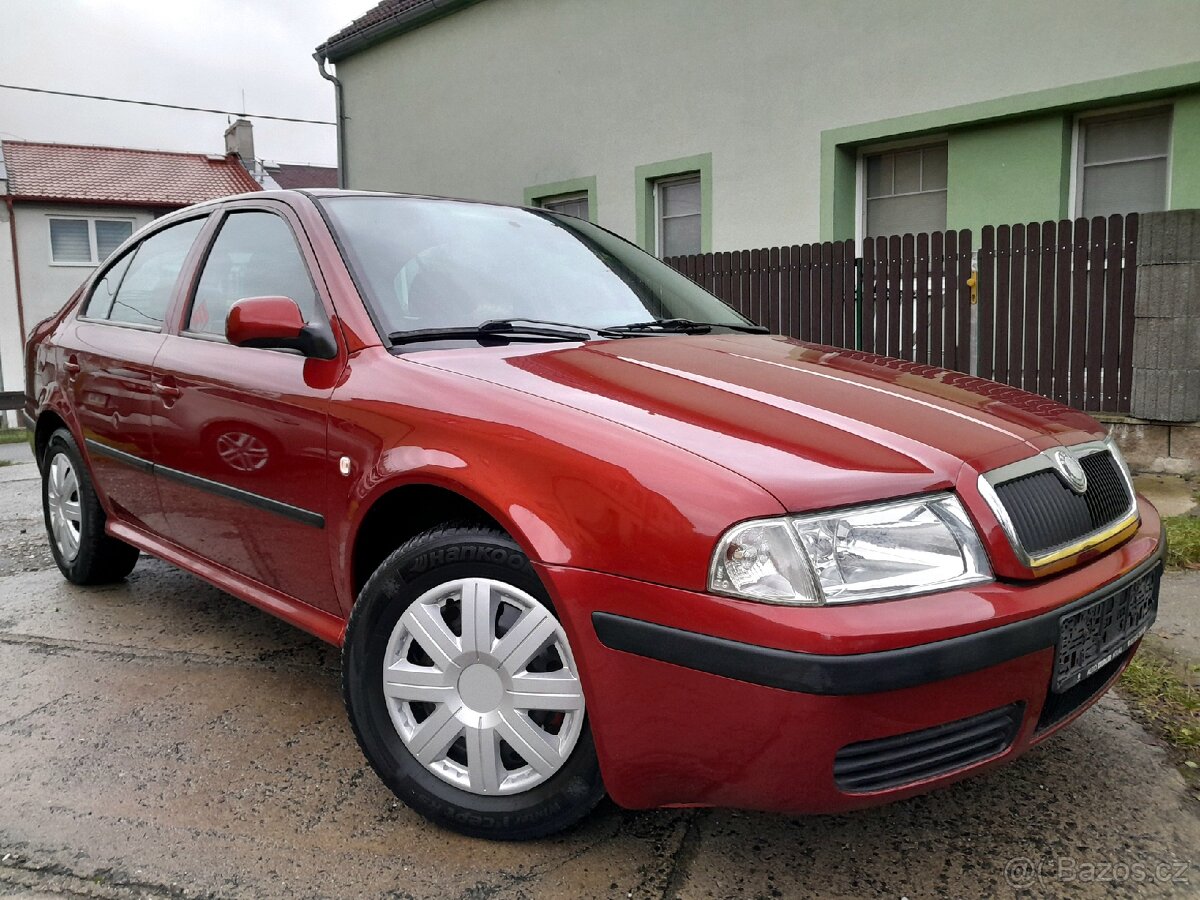 Škoda Octavia 2.0i 85kW rok 2001 naj.235tis. NOVÁ STK