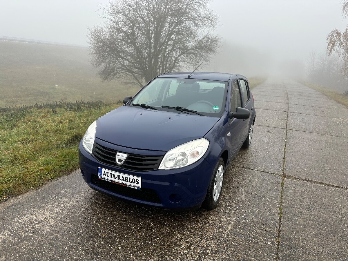 Dacia Sandero 1,4i 55KW  AUTORÁDIO NA USB,TOP STAV