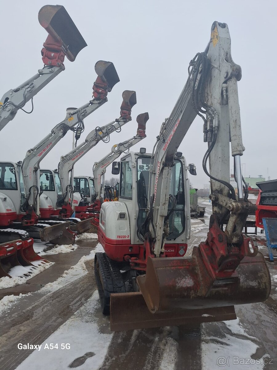 Takeuchi TB 235-2