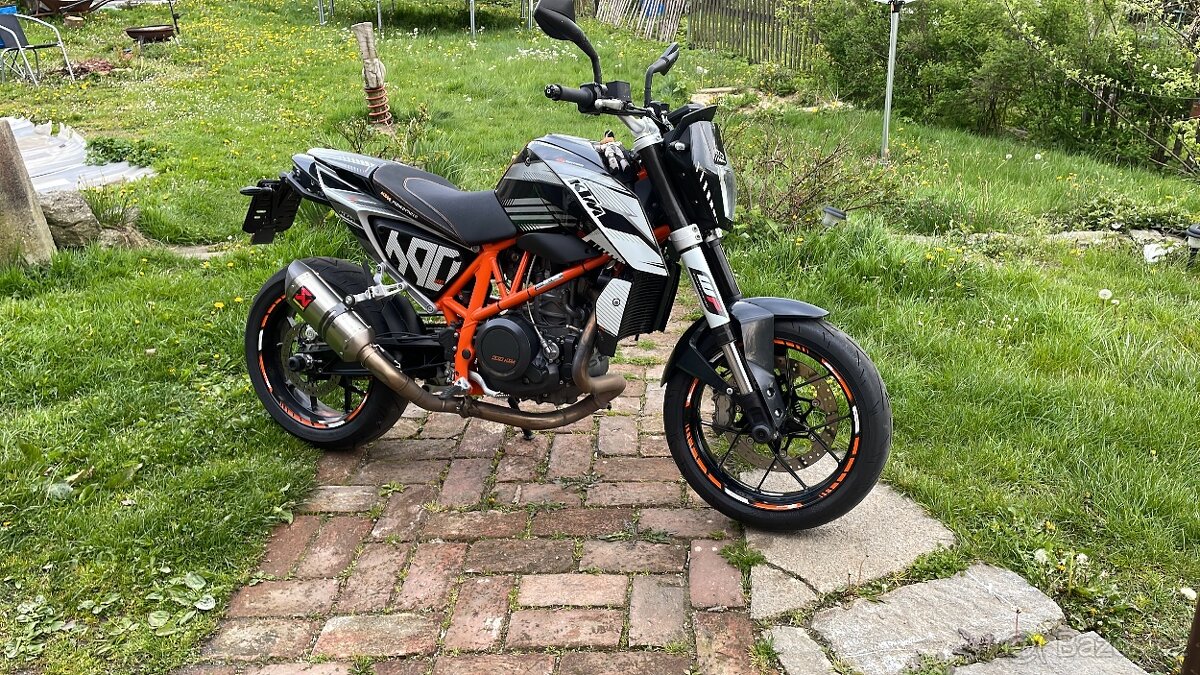 Ktm duke 690