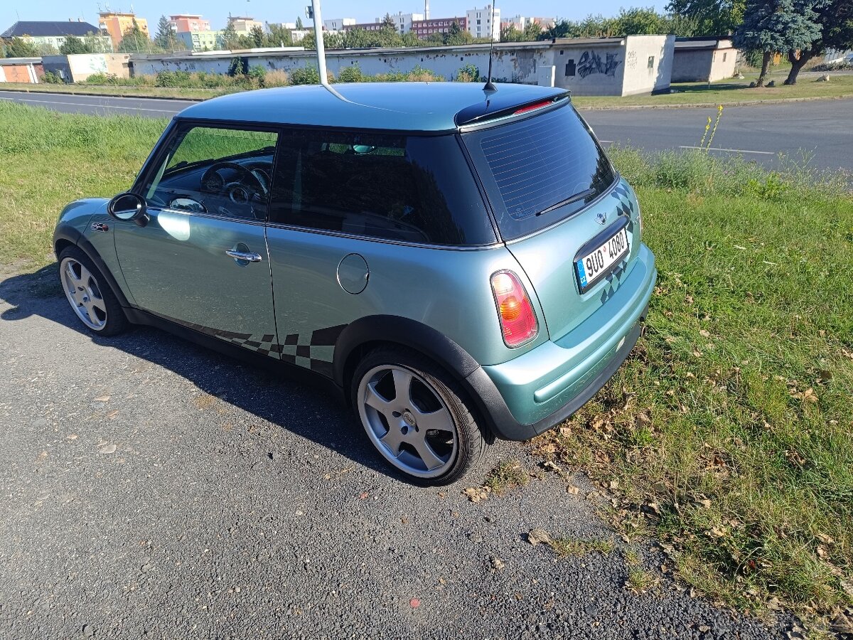 Mini Cooper One R50 1,6 i