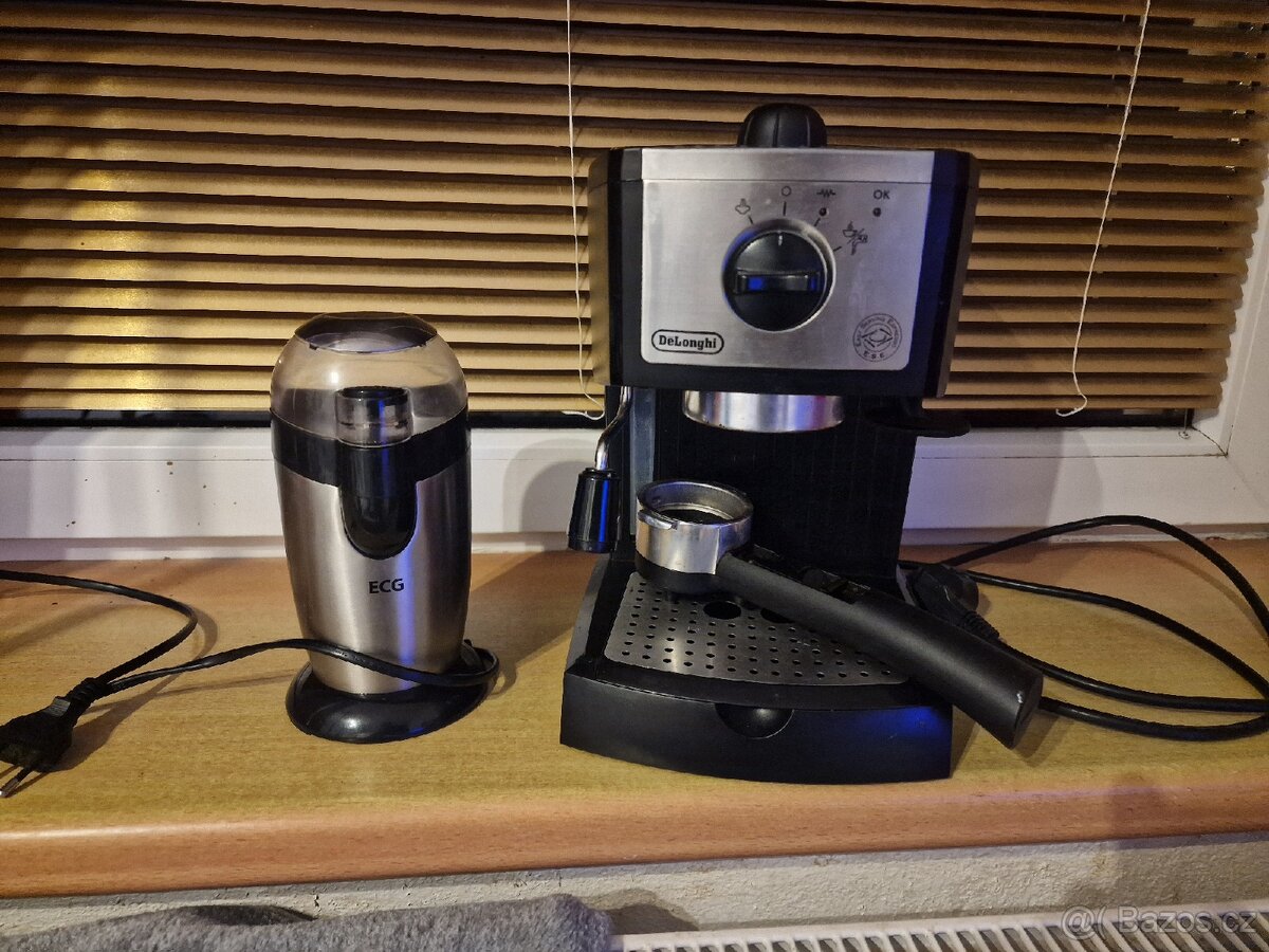 Kavovar DeLonghi