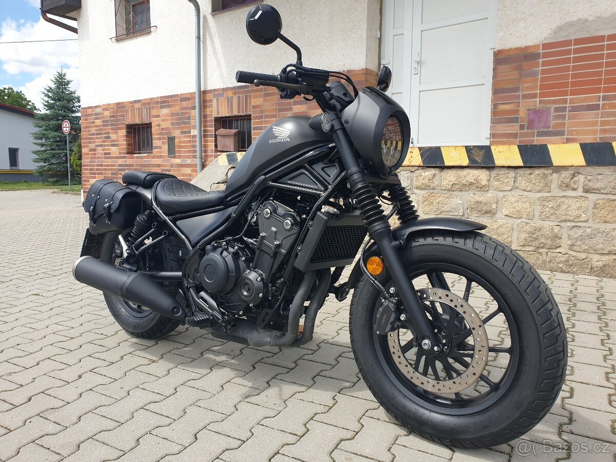 Prodám Honda CMX500 Rebel verze S, r. v. 2020, ABS,ČR,4403km