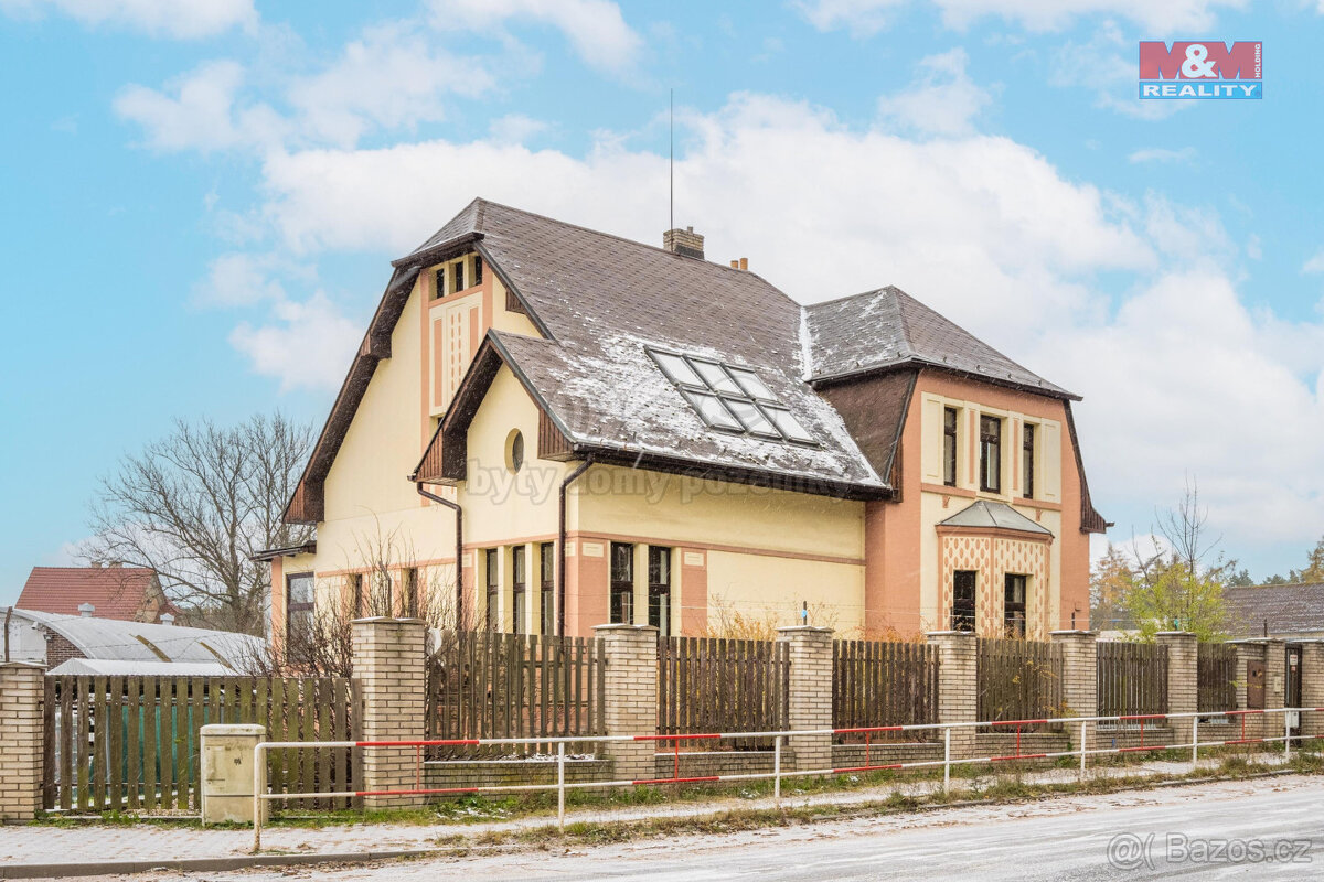 Pronájem rodinného domu, 230 m², Kladno, ul. Petra Bezruče