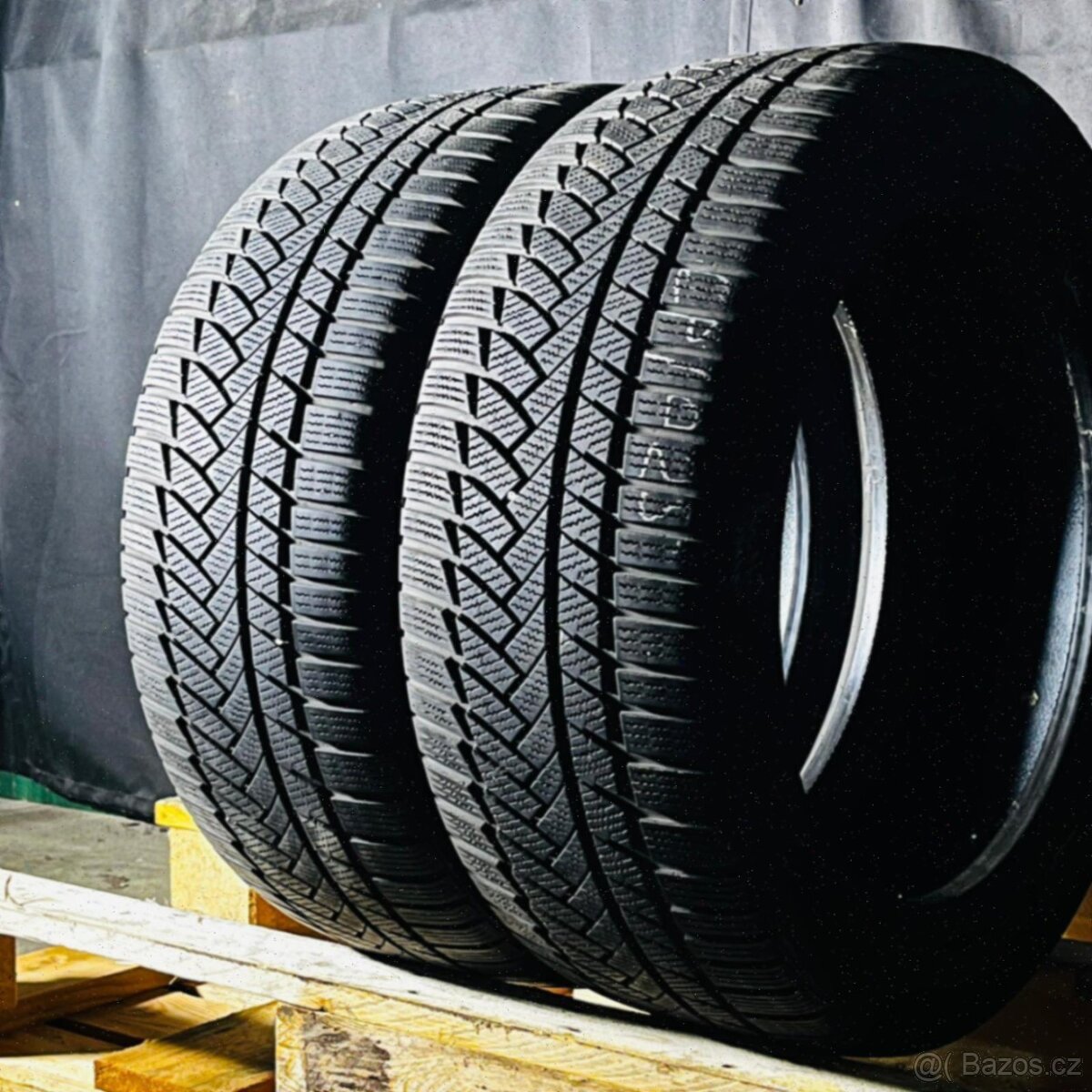 Zimní pneu 245/45 R18 100V Continental 6mm