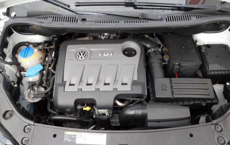 Engine / Motor CFJA 2.0TDI 125KW 16V CR DPF VW Touran 1T3