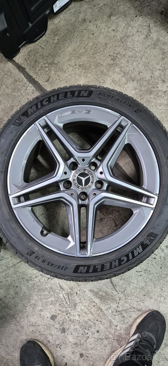 Alu kola mercedes AMG originální.  18" x 7,5J  ET 49