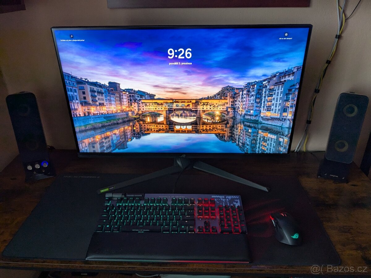 32" ASUS ROG Strix XG32UQ