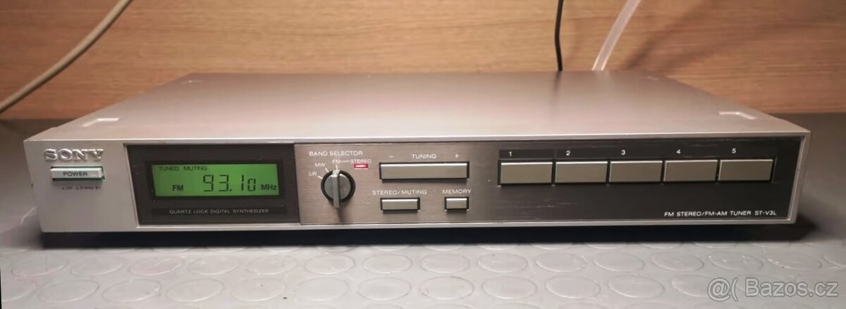 SONY STR-V3L AM/FM Stereo Tuner