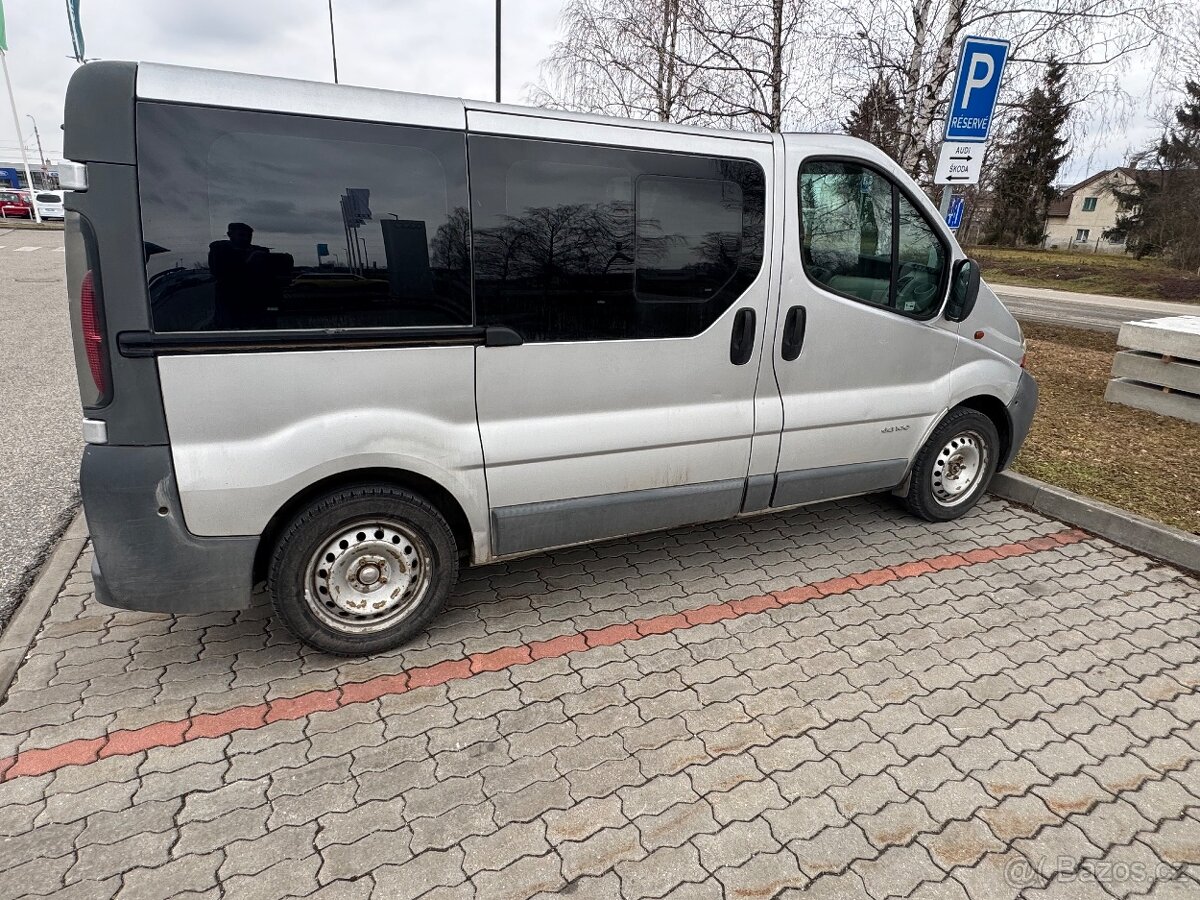 Renault Trafic 1.9 Tdci 74kw 9 míst Bus