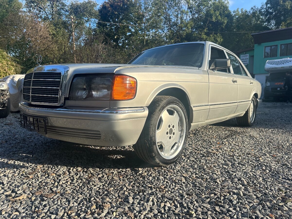 Mercedes Benz SClass W126