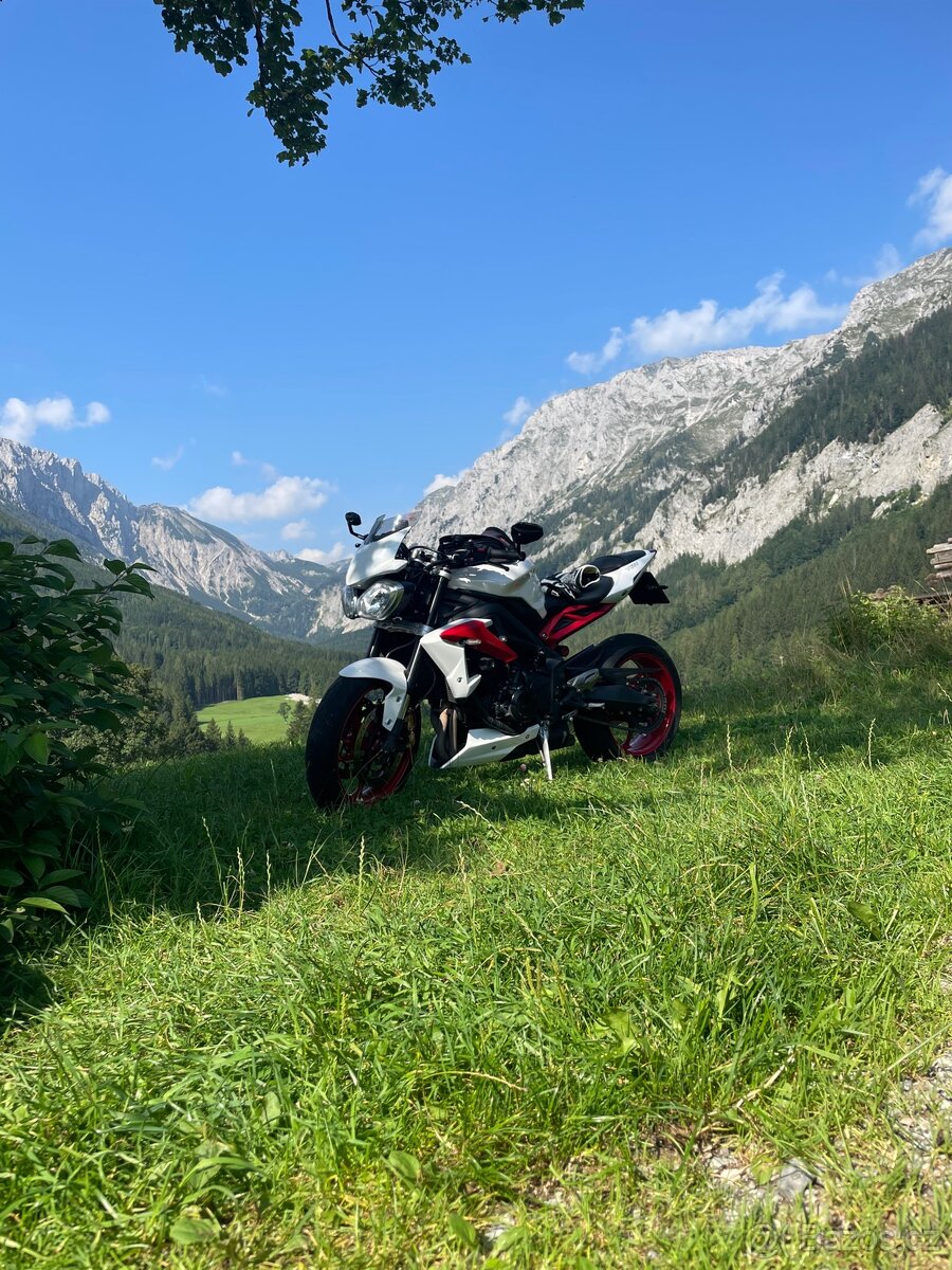 Triumph Street triple RX