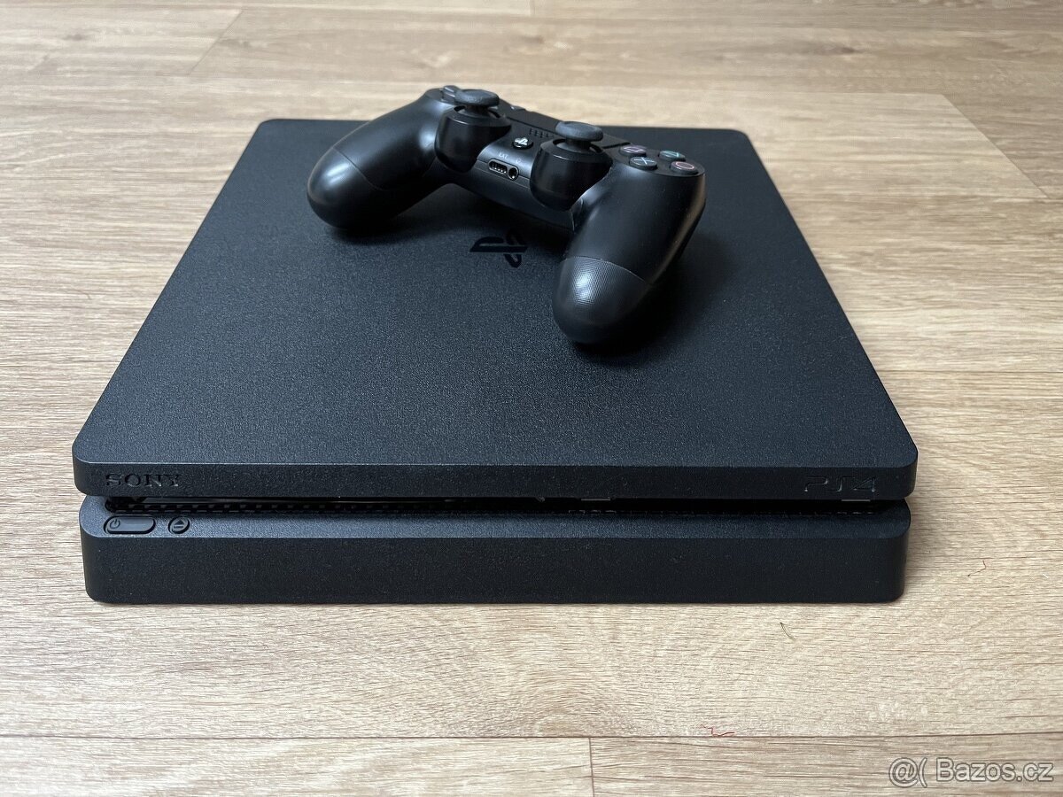 PLAYSTATION 4 SLIM - TOP STAV