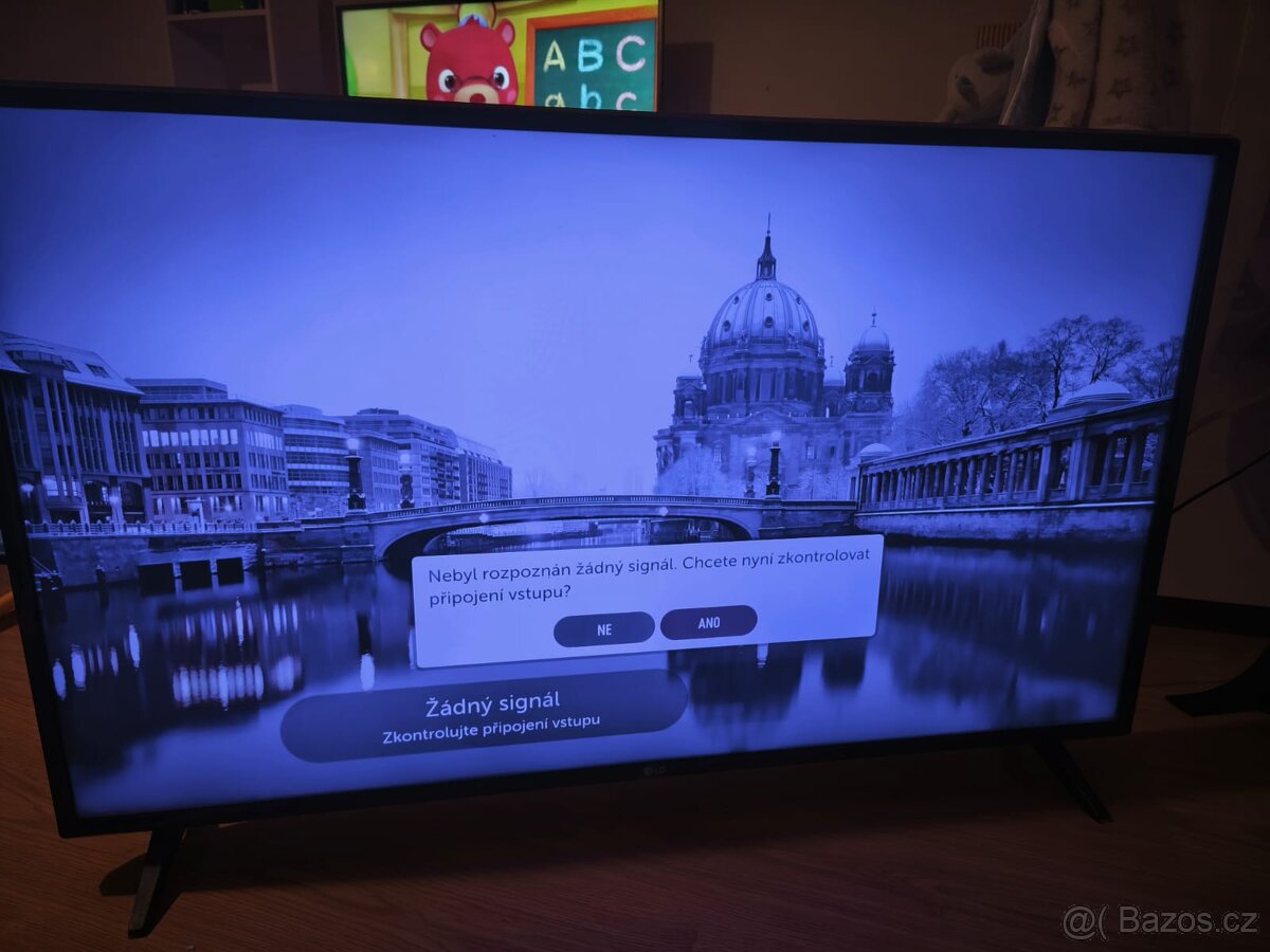 SMART TV: LG, úhl. 109cm