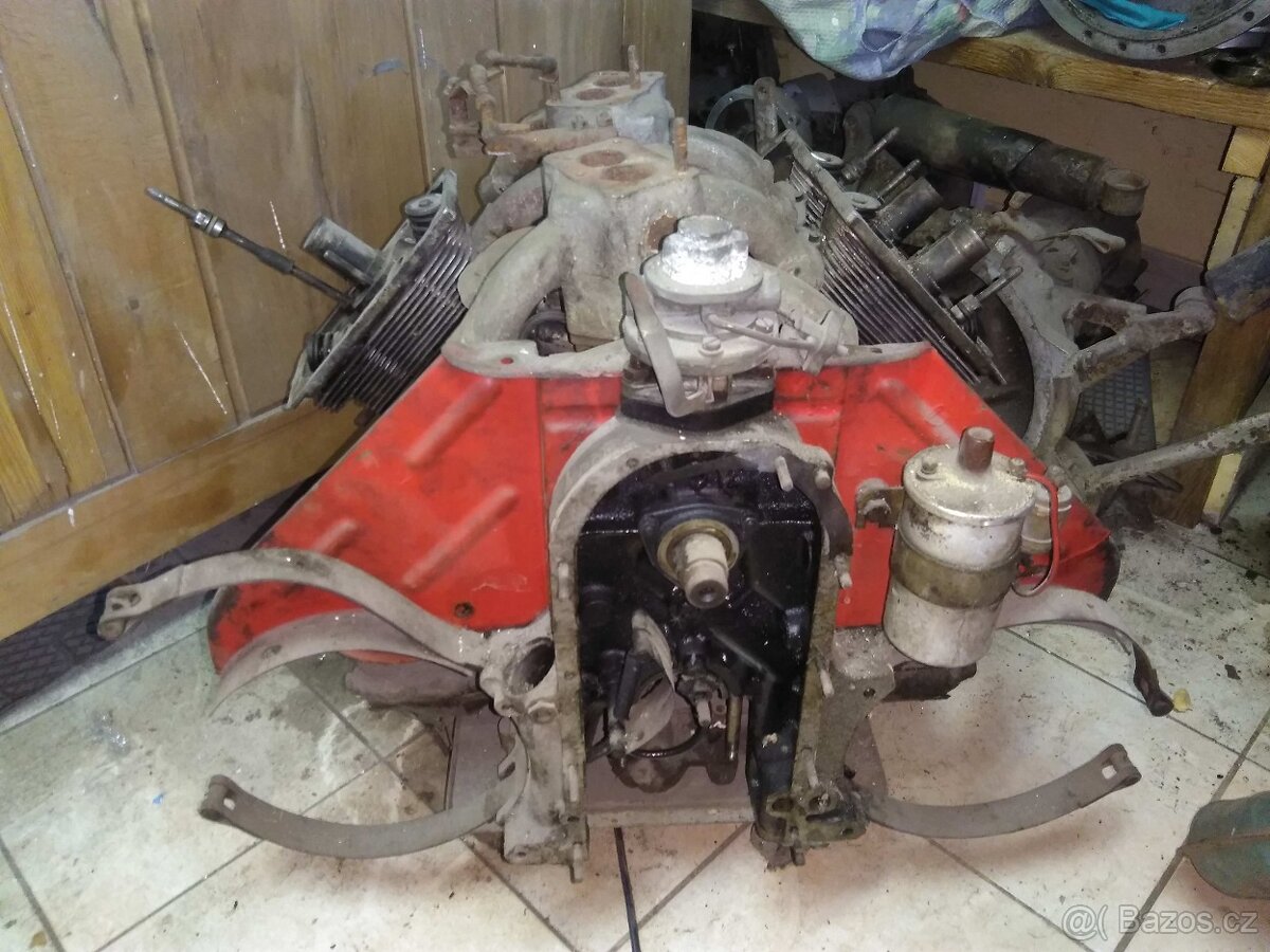 Motor Tatra 603-1 G rok 63