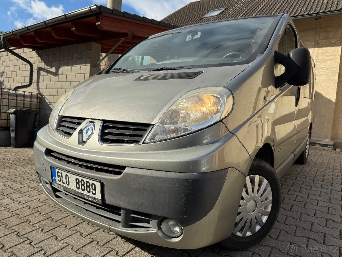 RENAULT TRAFIC 2.0DCI 84KW,9-MIST,KLIMA,TAZNE,FACELIFT.