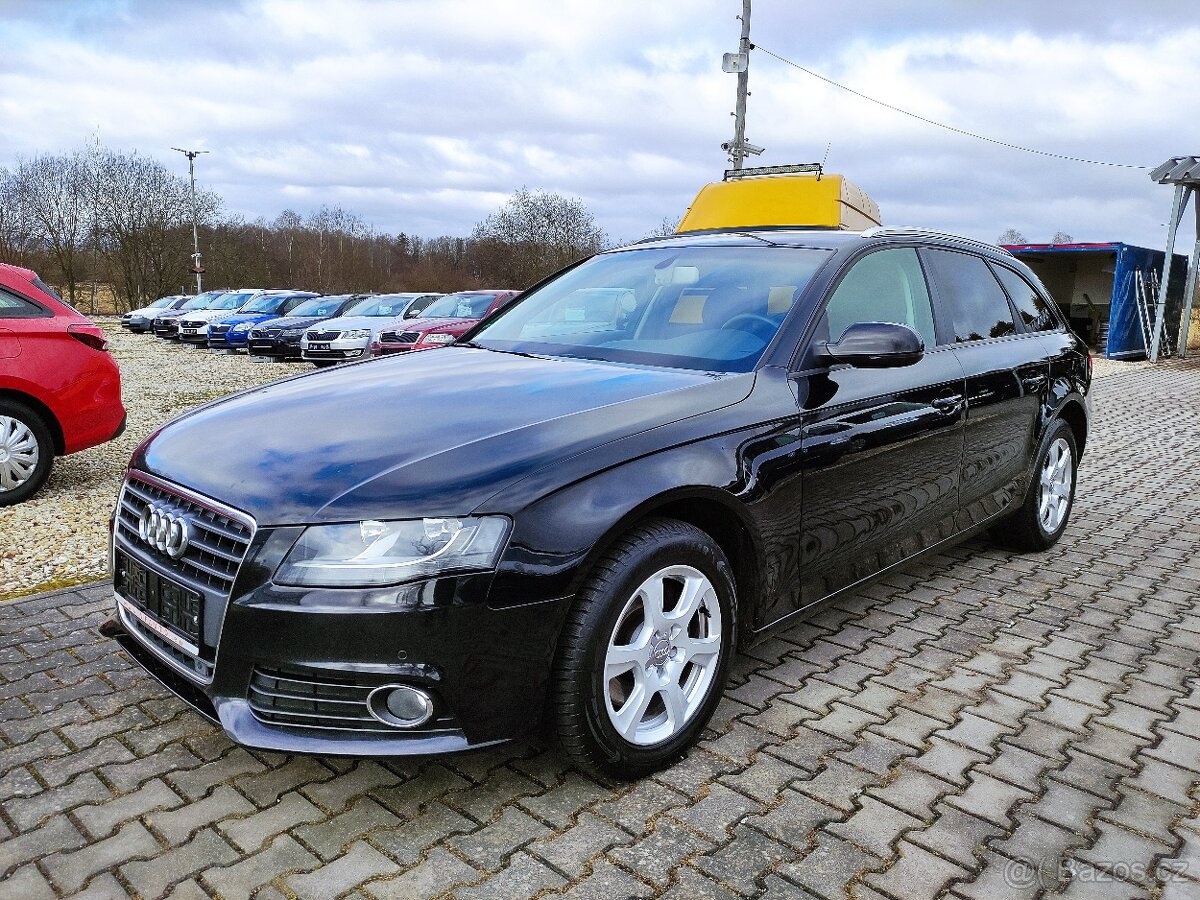 AUDI A4 2.0 TDi 105KW B8,COMBI,ALU,ZÁVĚS,PDC,ESP,BC,CD.