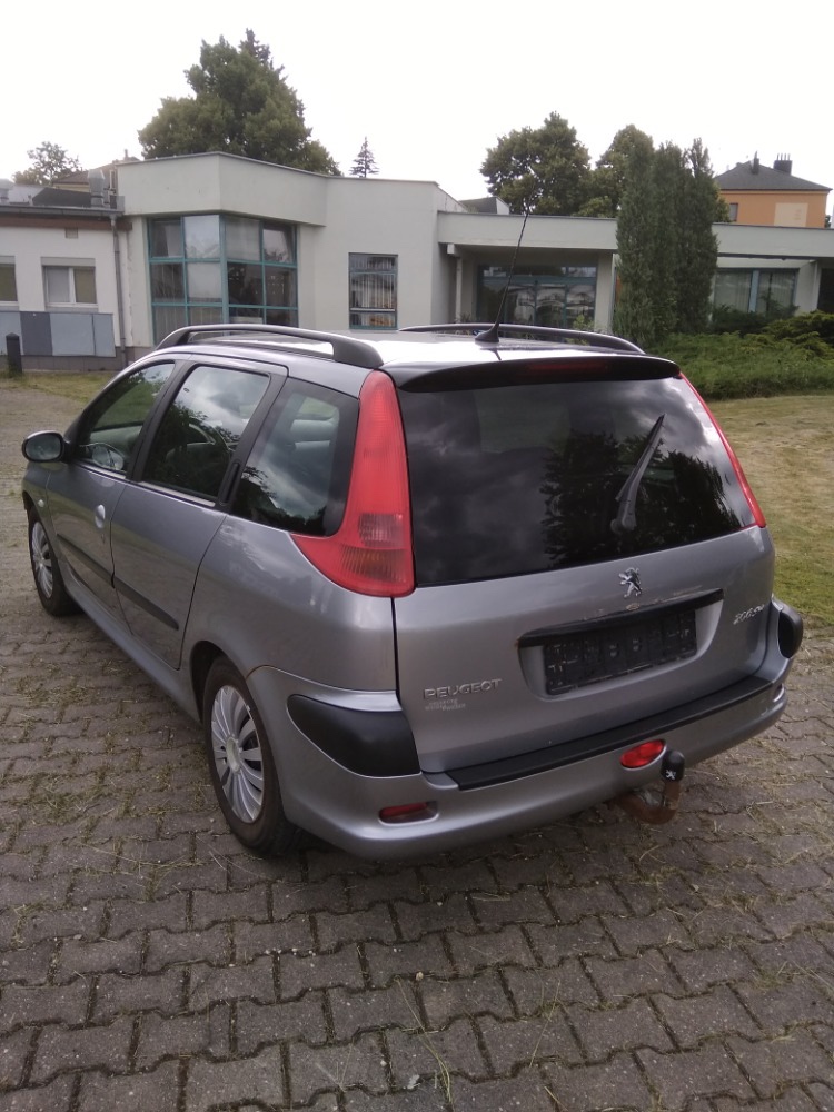 Peugeot 206 SW